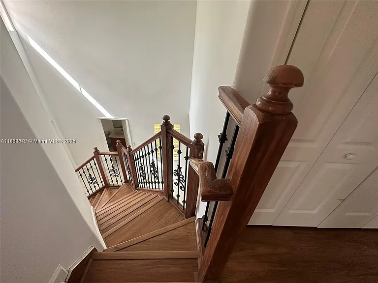 3529 SW 169th Ter — Photo 11