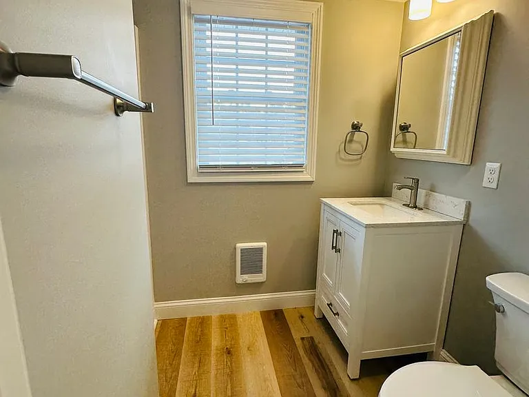 371 Elm St — Photo 11
