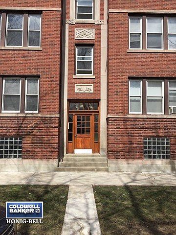 1st image of 3618 W Ainslie St APT 2W