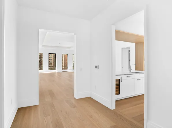 50 West 66th Street image 10 of 35