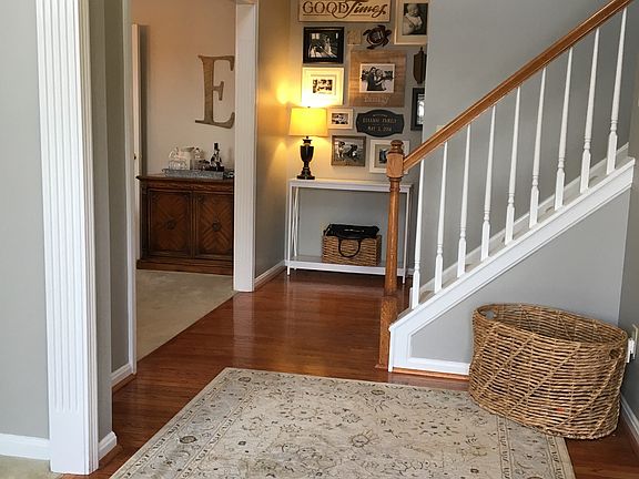 2nd image of 606 Brookgreen Ln