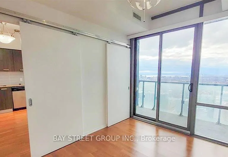 832 Bay St W #3602 — Photo 5