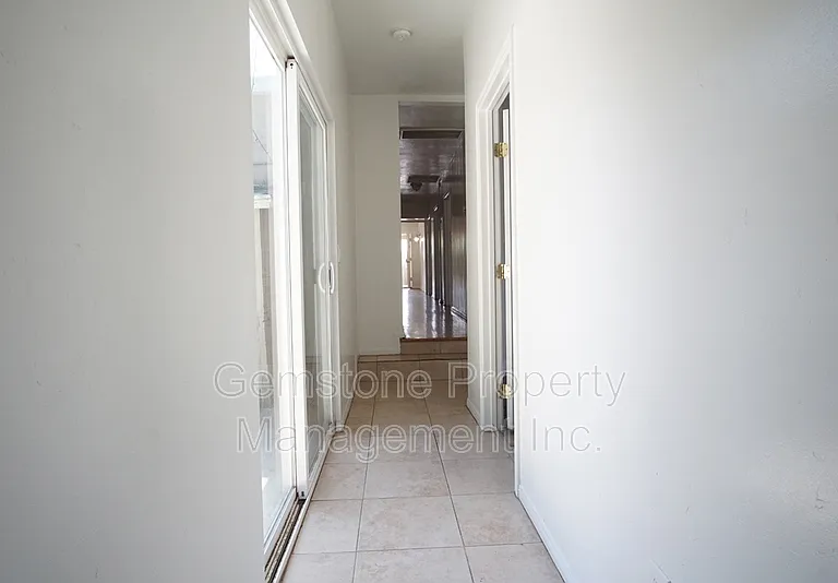 5017 College Ave — Photo 24