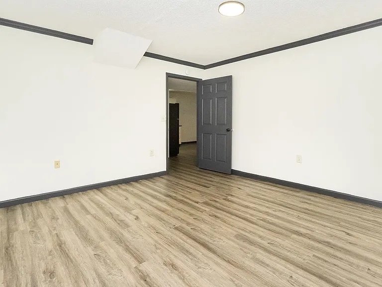 6923 Greenway Dr #C — Photo 12