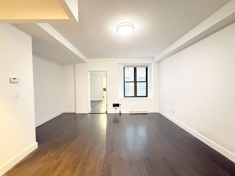 1st image of 666 W End Ave #12AZ