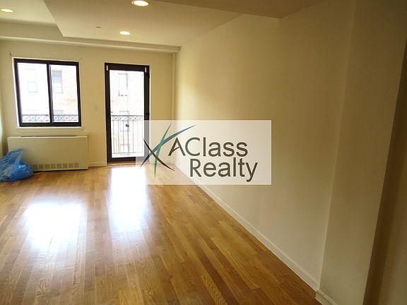 5th image of 3100 23rd St