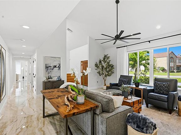5th image of 1307 Riverview Cir