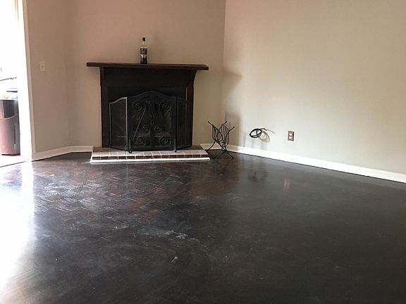 4th image of 1217 Mangrove Ln APT 12