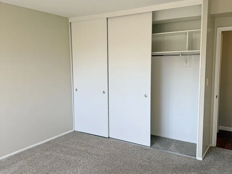 2020 Building — Photo 48