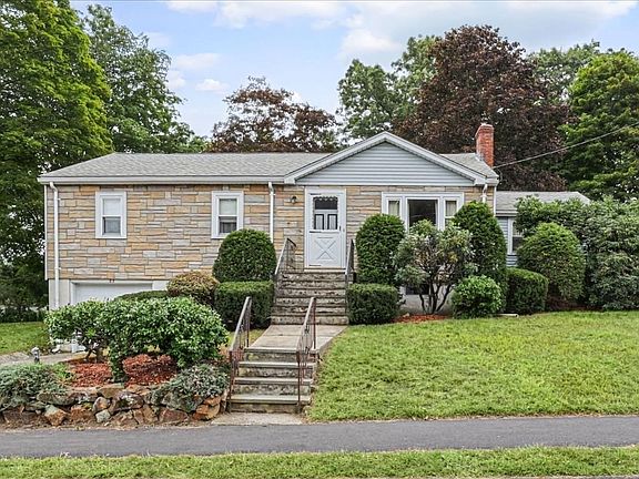 2nd image of 25 Eaton Rd