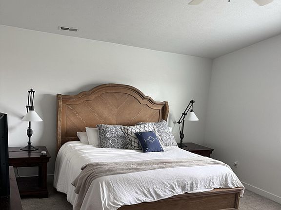 3rd image of 631 W Koins Way