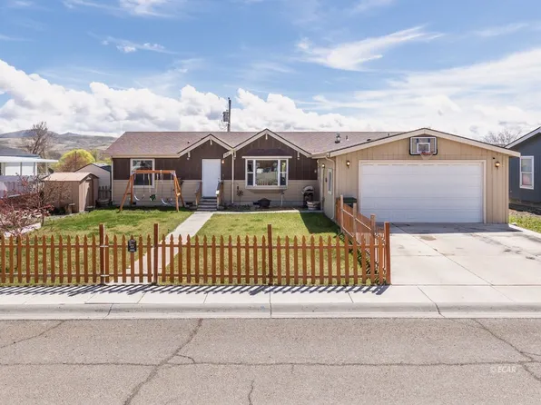 701 Elm St, Carlin, NV 89822