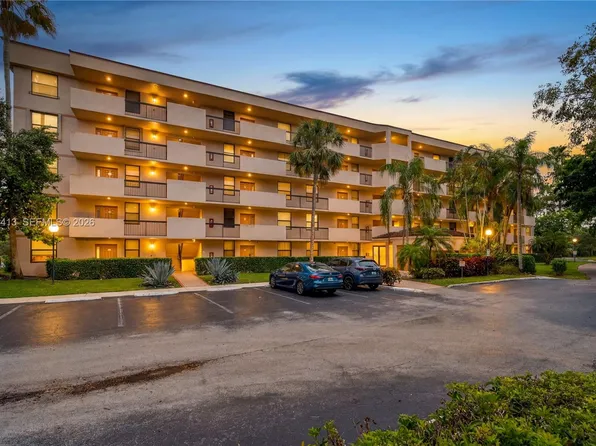 2768 Carambola Cir S APT 206, Coconut Creek, FL 33066