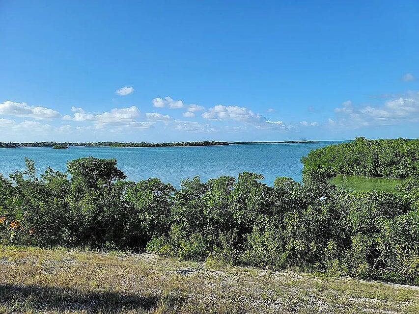 1st image of Oharas Key St