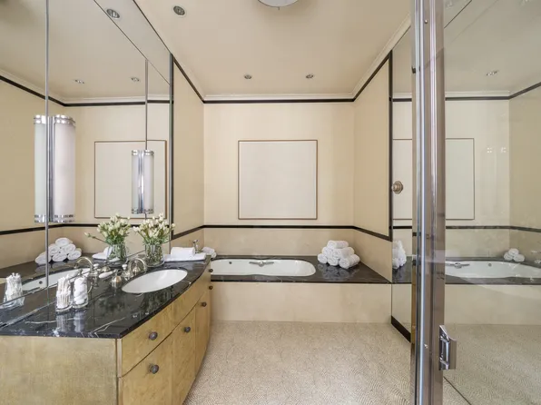 778 Park Avenue image 11 of 13