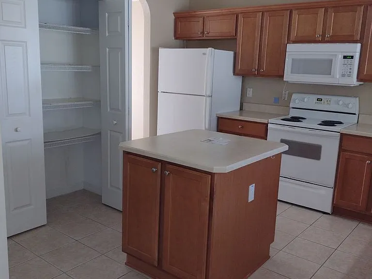 17408 SE 121st Cir — Photo 13