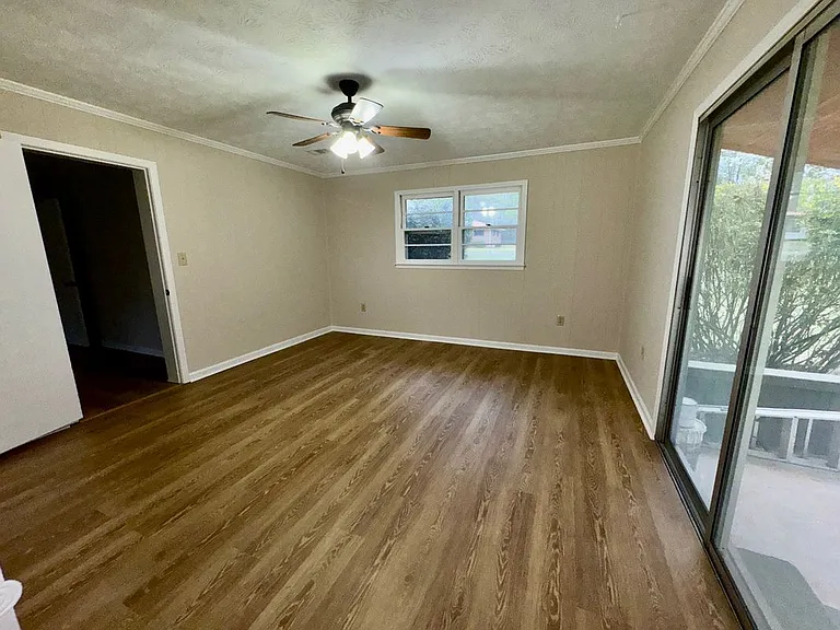606 Viewpoint Dr — Photo 6