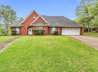 810 21st Ave N, Columbus, MS 39701