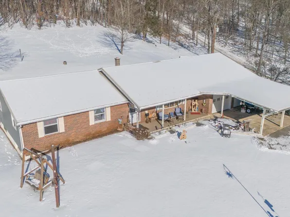 225 Hendrickson Rd, Danville, PA 17821