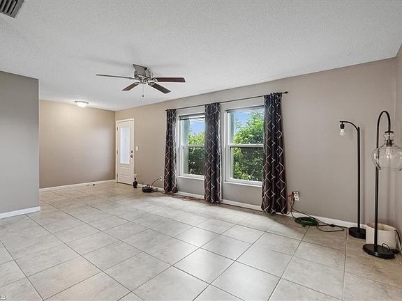 5th image of 2221 SE 6th TER