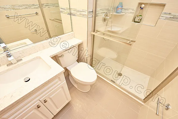 Rented by Genik Group Corp | media 32