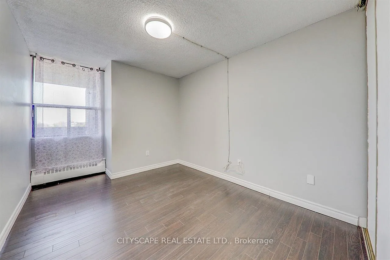 2 bed, $2,525 — Photo 2