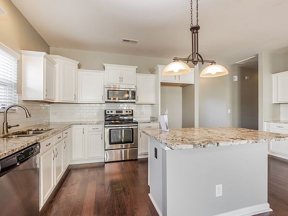 3rd image of 4024 Purple Vale Dr
