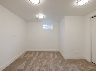 1999 S Davis Blvd, Bountiful, UT 84010