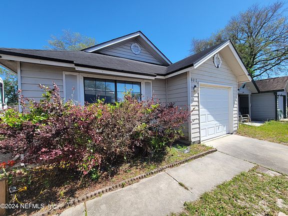 2nd image of 8812 TOWNSQUARE Court