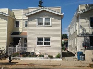 19713 91st Rd, Hollis, NY 11423