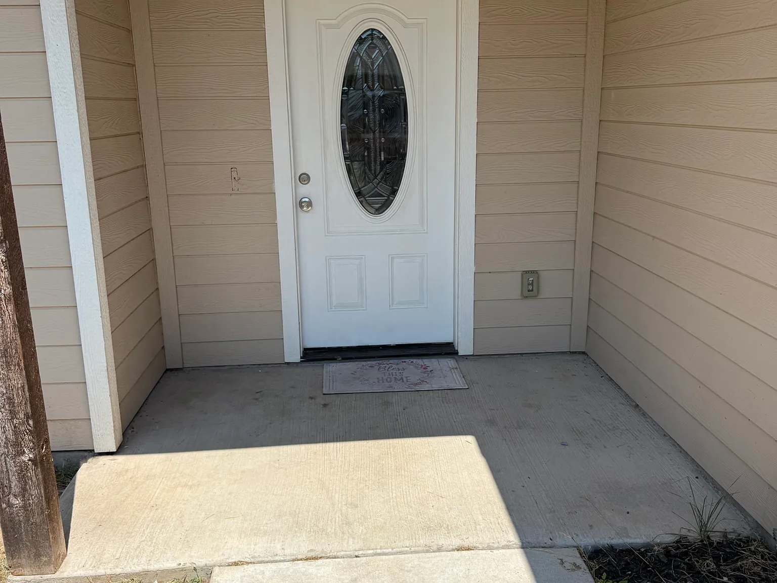3 bed, 1355 sqft, $1,750 — Photo 2