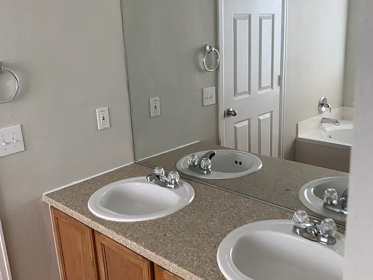 10314 Pinehurst Run — Photo 11