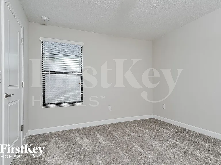 9823 Ivory Dr — Photo 10