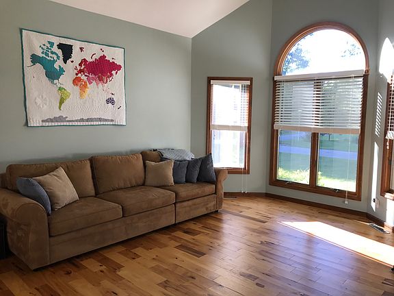 5th image of 2415 Alder Dr