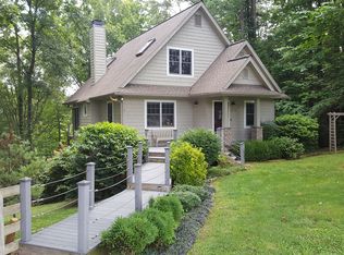 2346 Andy Falls Rd, Byrdstown, TN 38549