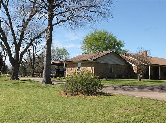 4th image of 3881 County Road 4990