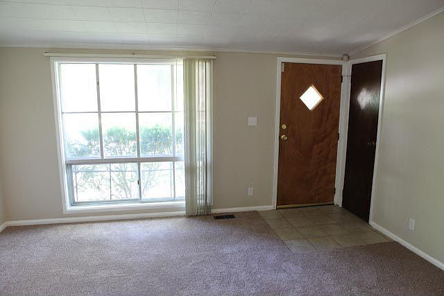 1st image of 8609 E 91st St