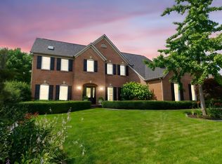 50933 Sharpstone Ct, Granger, IN 46530