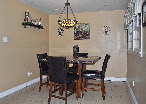 4th image of 4526 Leddy Dr