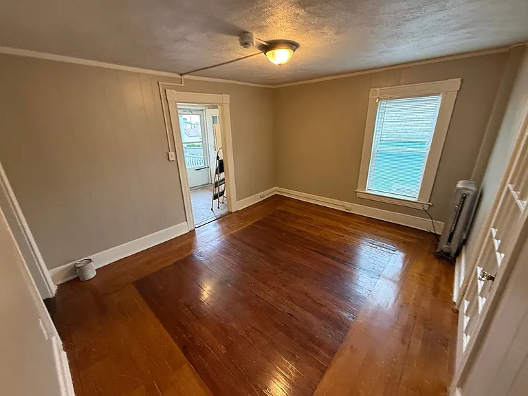 406 Belmont St. — Photo 5