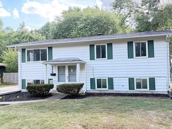 964 Maple St, Perrysburg, OH 43551