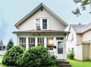 792 Cook Ave E, Saint Paul, MN 55106