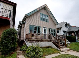 2009 S 73rd St, Milwaukee, WI 53219