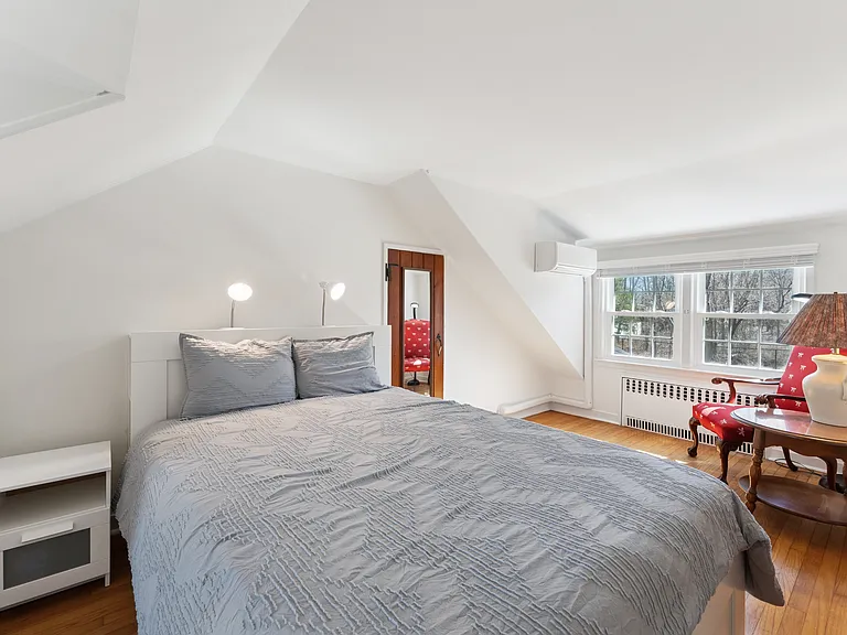 165 Montauk Hwy — Photo 7