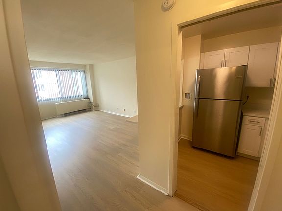 5th image of 5500 Friendship Blvd APT 1420N