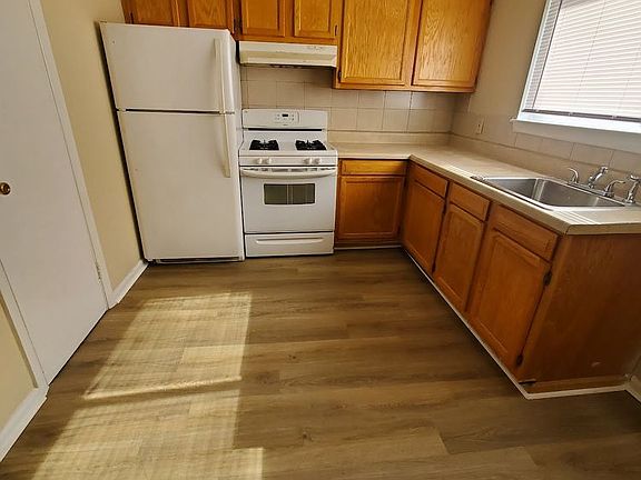 4th image of 12 Pollux Cir E APT 2