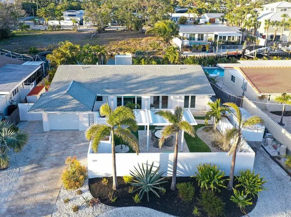 309 Avenida Milano, Sarasota, FL 34242