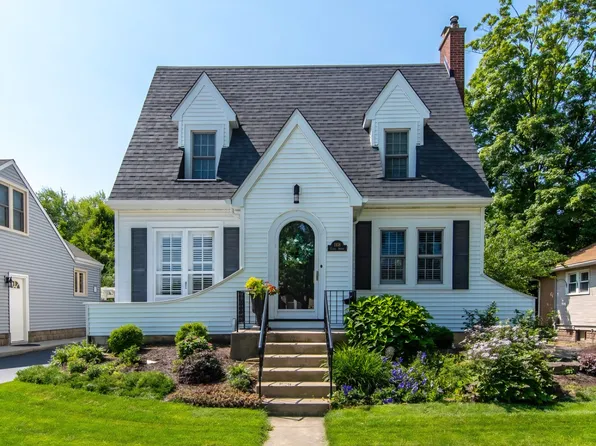 1108 Clara Ave, Joliet, IL 60435