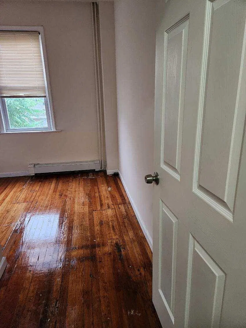 271 Targee St — Photo 4