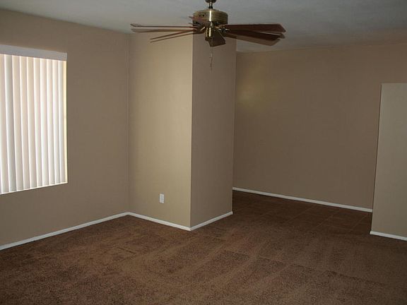 3rd image of 517 E Hermosa Dr